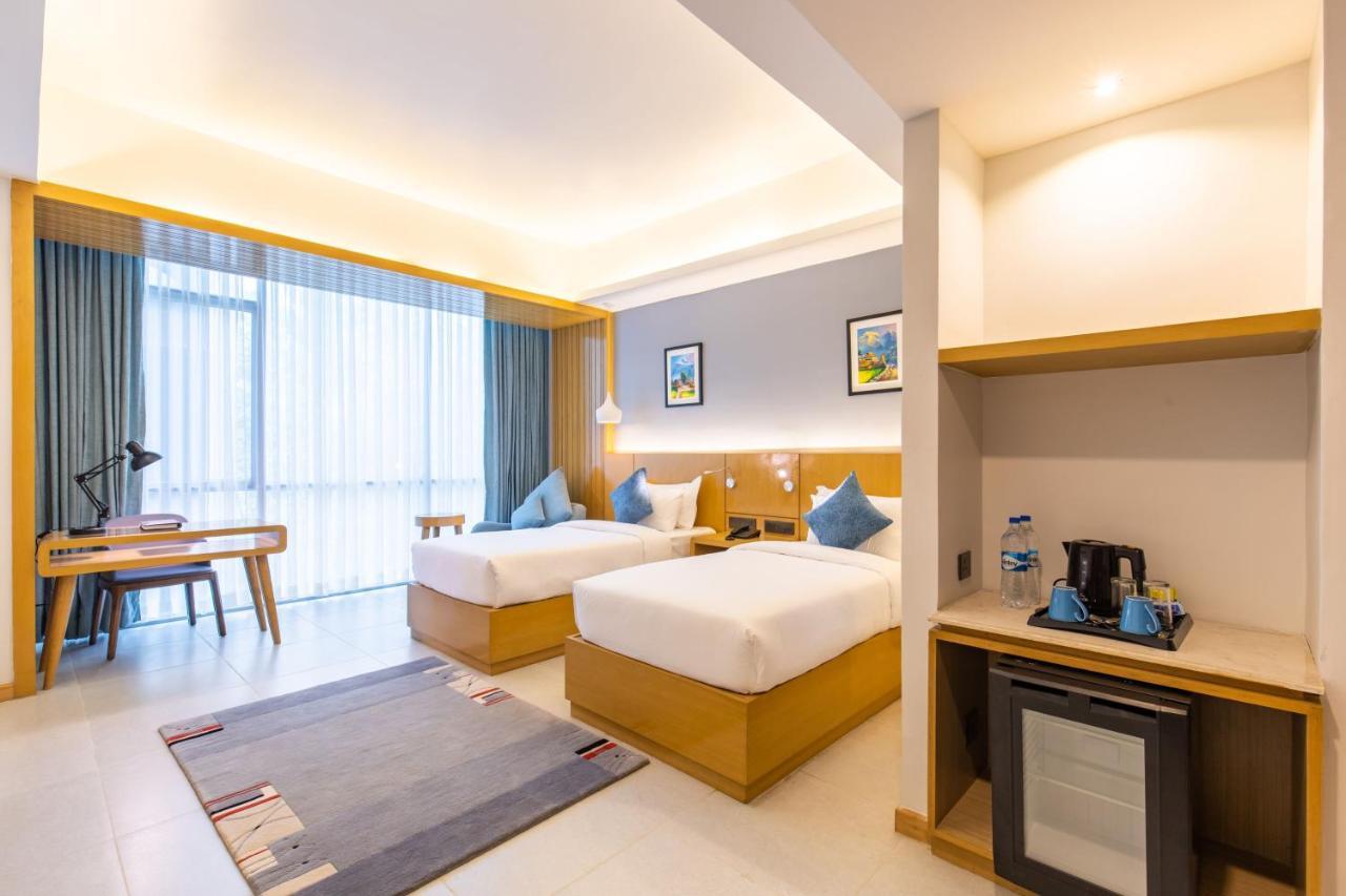 Hotel Siraichuli จิตวัน ภายนอก รูปภาพ