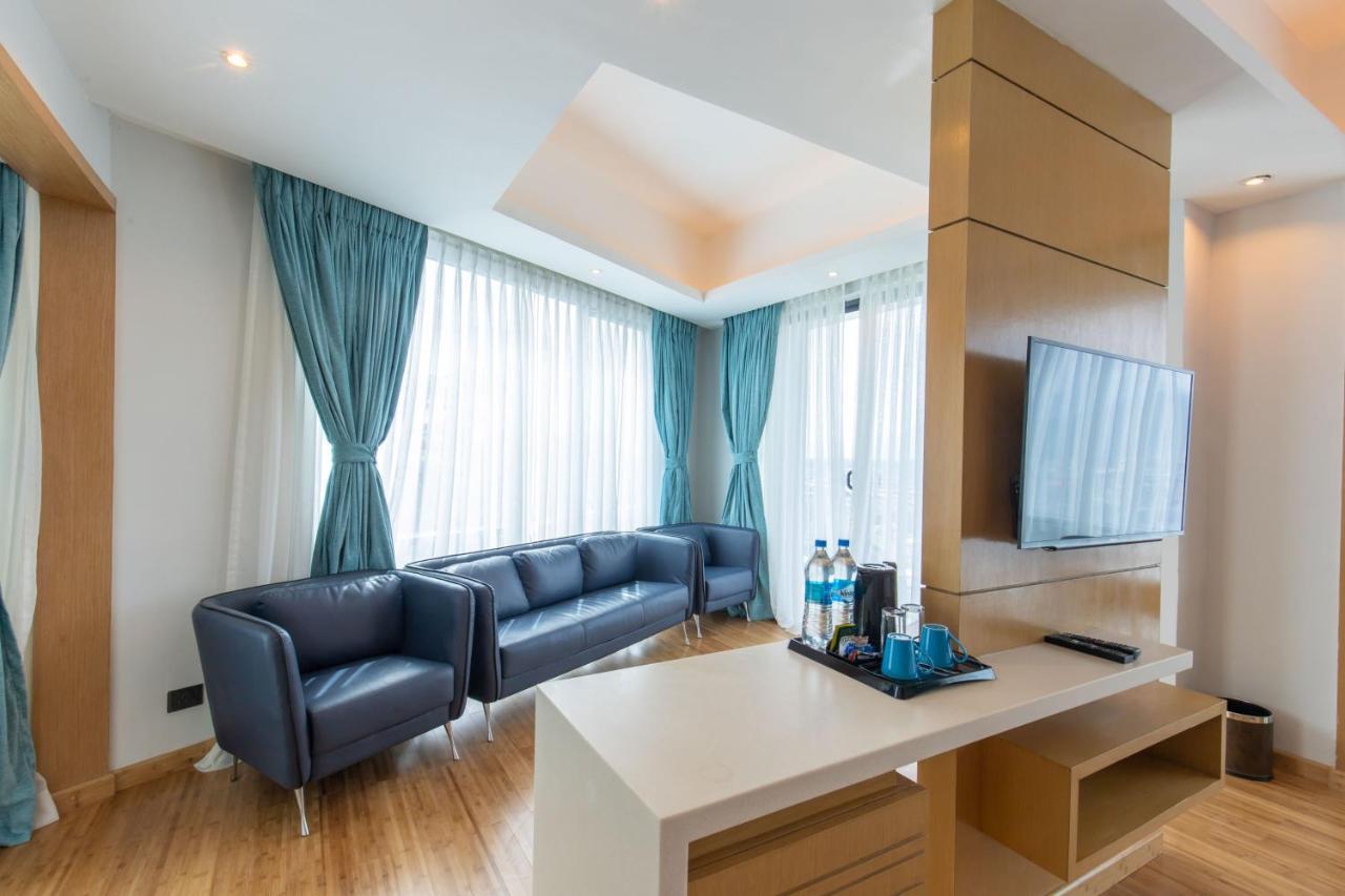 Hotel Siraichuli จิตวัน ภายนอก รูปภาพ